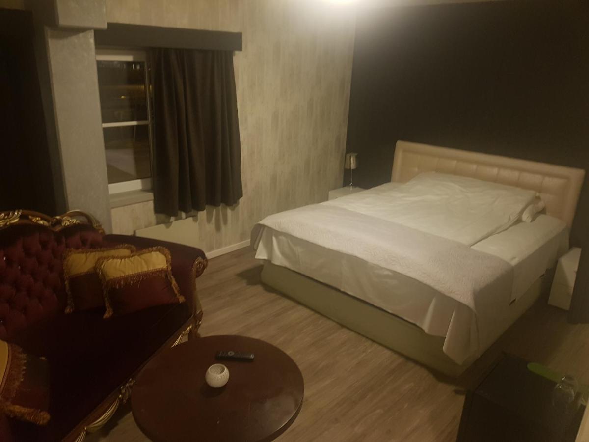 Hotellmilano As Мушеен Екстер'єр фото